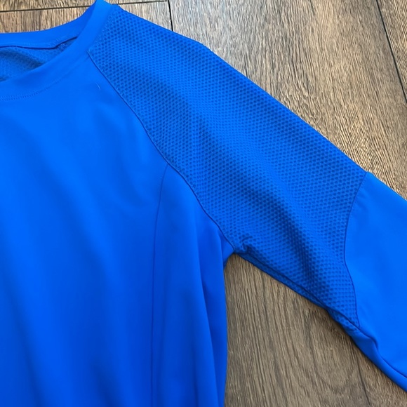 Fabletics Lana pullover royal blue size small - Picture 3 of 7